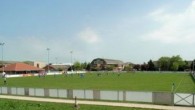 «Эйрфилд» — небольшой футбольный стадион в городе Броугтон, Уэльс. В переводе на русский название стадиона переводится как «Аэропорт». Своим названием стадион обязан расположенному по близости аэропорту. Стадион «Эйрфилд» не имеет […]